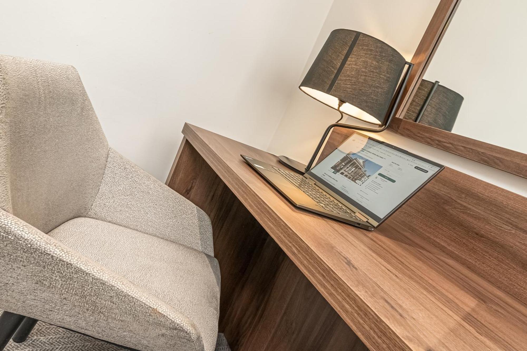 Mercure Salisbury White Hart Hotel & Apartments Dış mekan fotoğraf