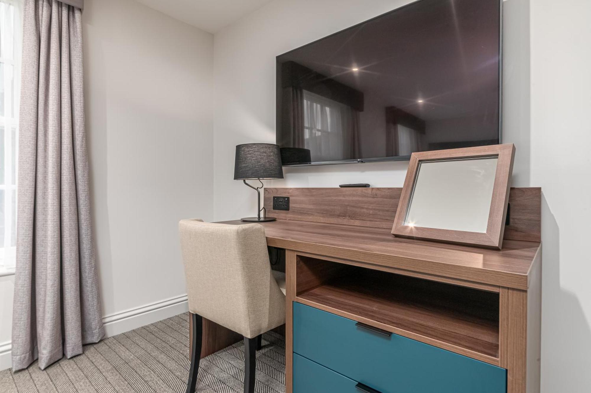 Mercure Salisbury White Hart Hotel & Apartments Dış mekan fotoğraf